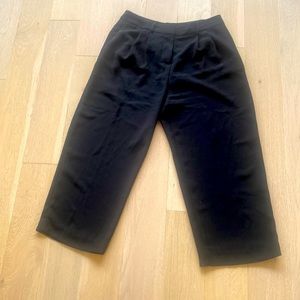 Vince Camuto size 6 black gaucho type pants.